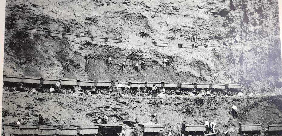 Working the Huelva pyrite open-cast mines