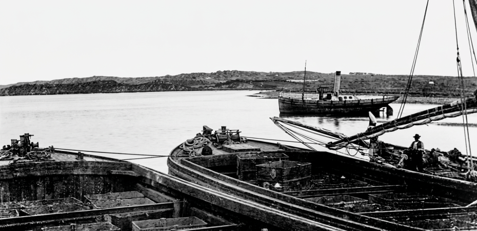 Barges at San Juan del Puerto operating under the Buitron and Huelva Railway and Mining Company